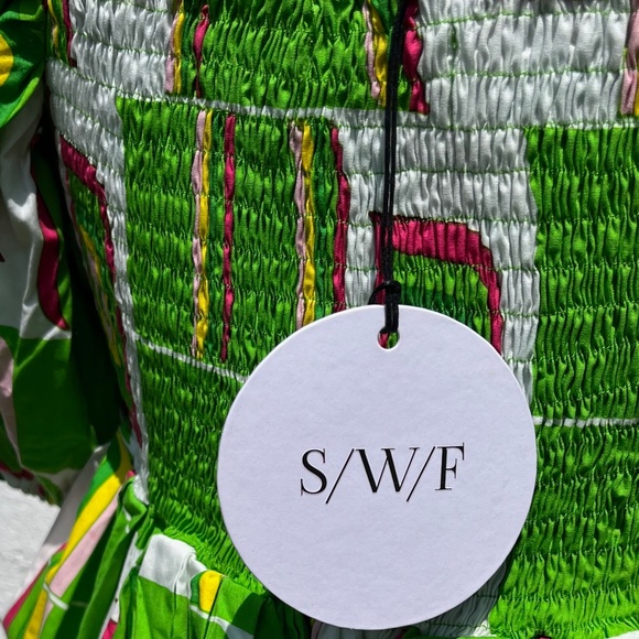 S/W/F mini dress w/puff sleeves NWT "chartreuse" Women's L  Sexy SWF - Picture 2 of 10